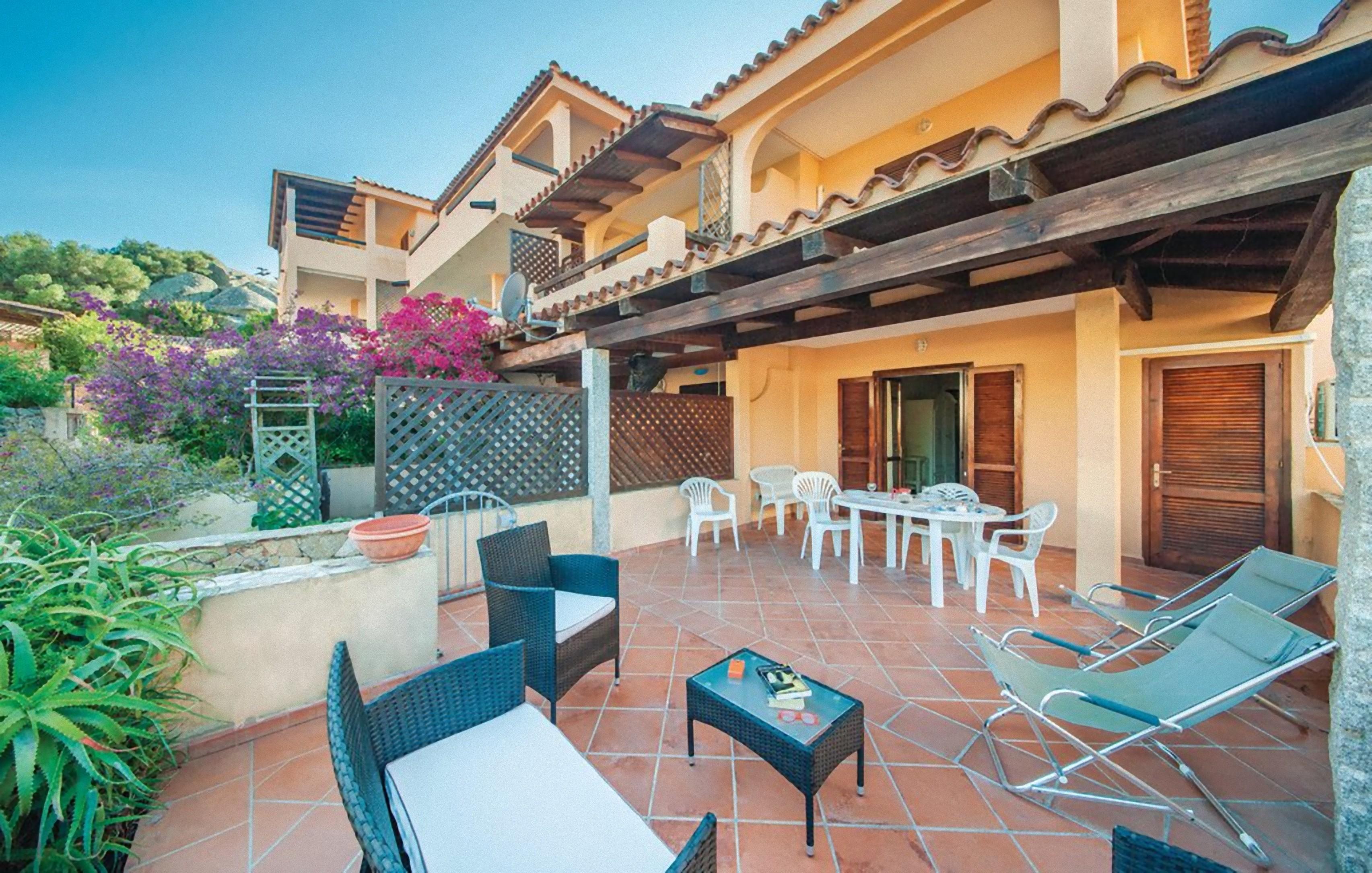 Baia De Bahas - Apartments & Resort Marinella  Buitenkant foto