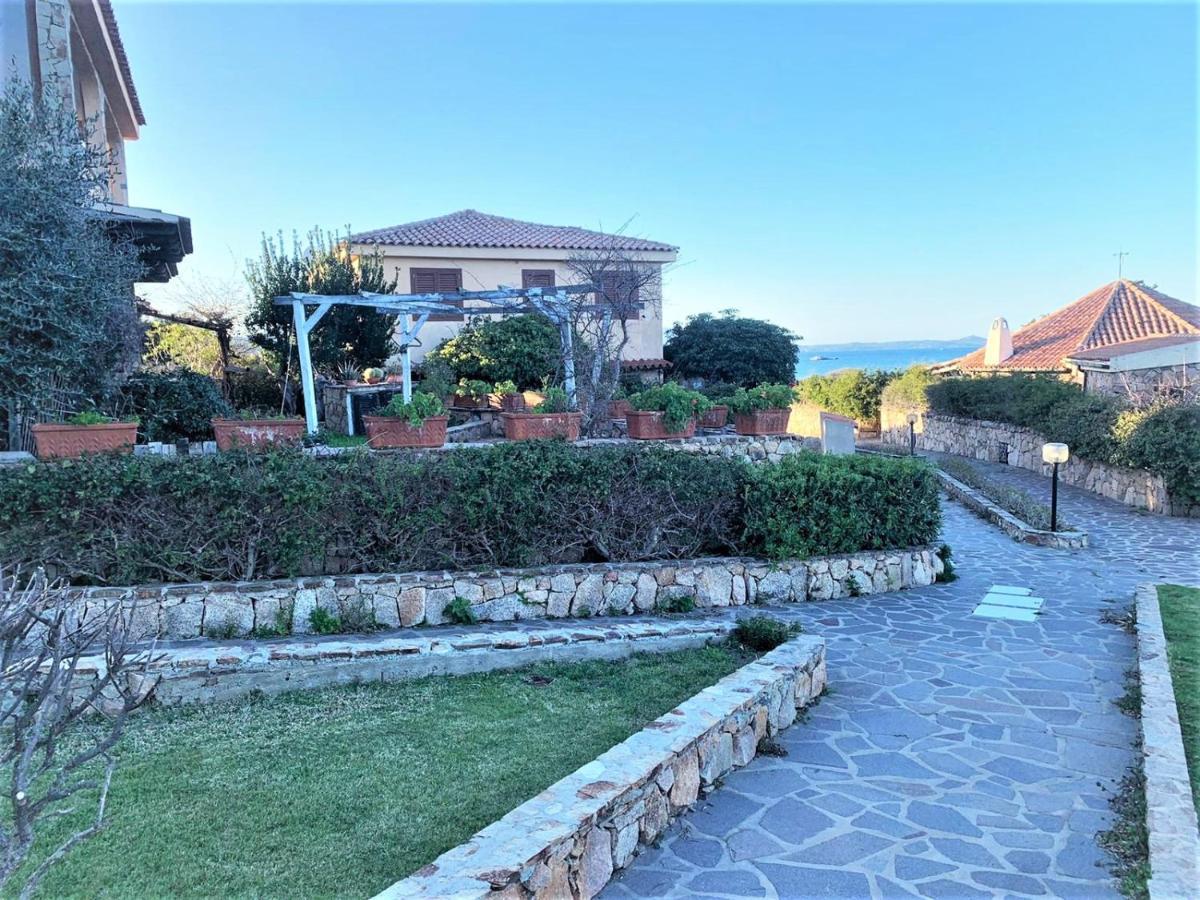 Baia De Bahas - Apartments & Resort Marinella  Buitenkant foto