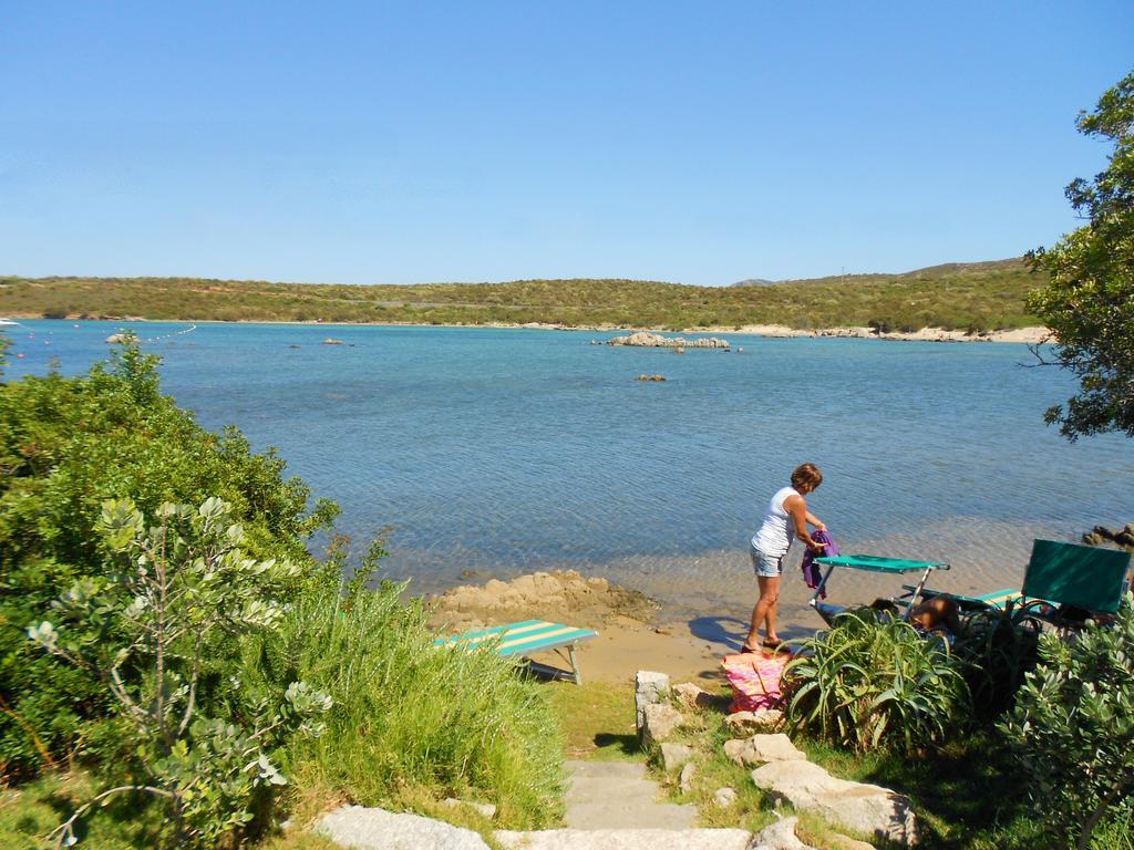 Baia De Bahas - Apartments & Resort Marinella  Buitenkant foto
